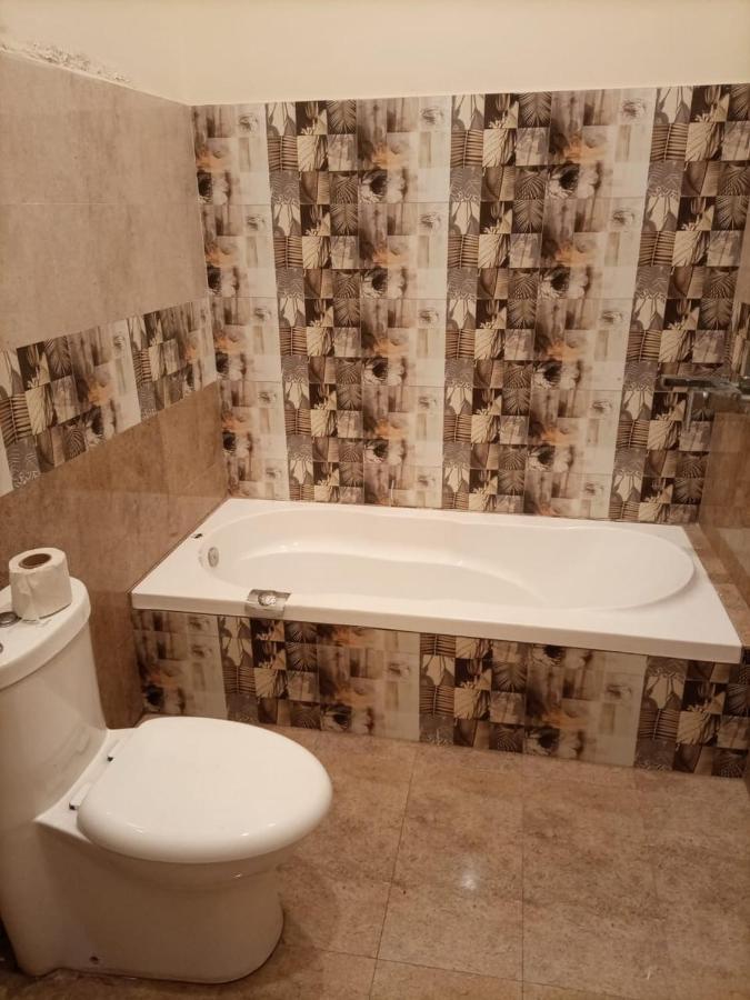 Chichawatni Shahi Palace Hotel מראה חיצוני תמונה
